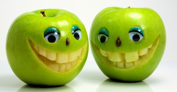 Funny-Green-Apples-575x300-zps1dd8a406