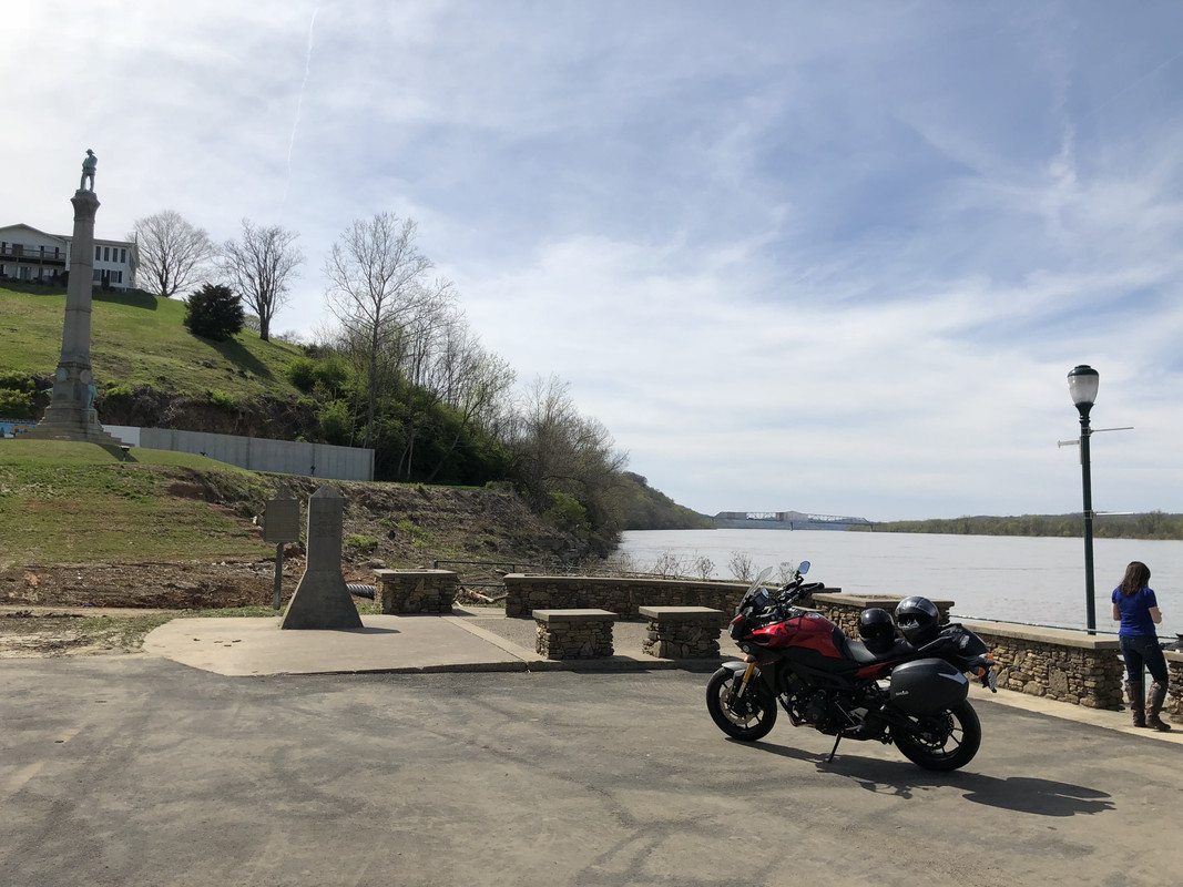 EECF7B9D-8481-4CF9-A32C-EFE0EC949B12