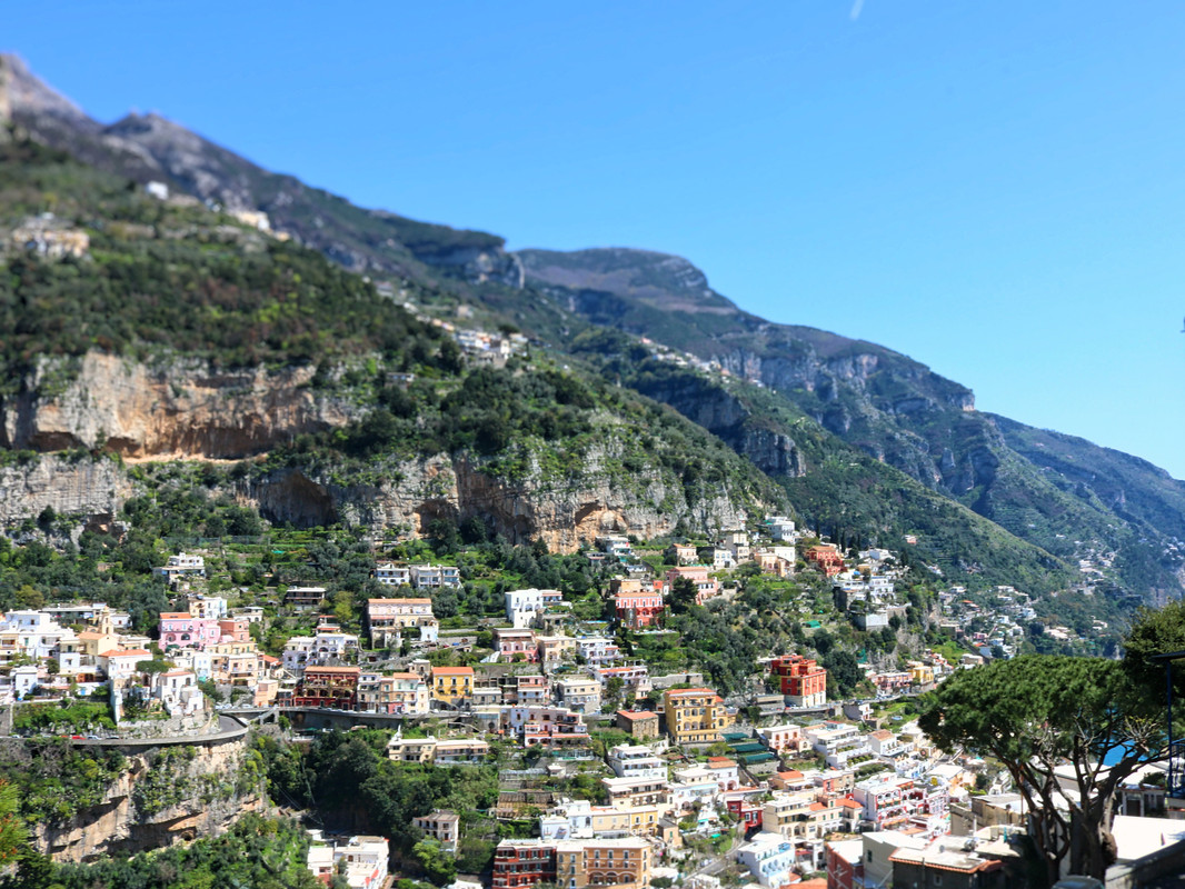 driving to amalfi coast