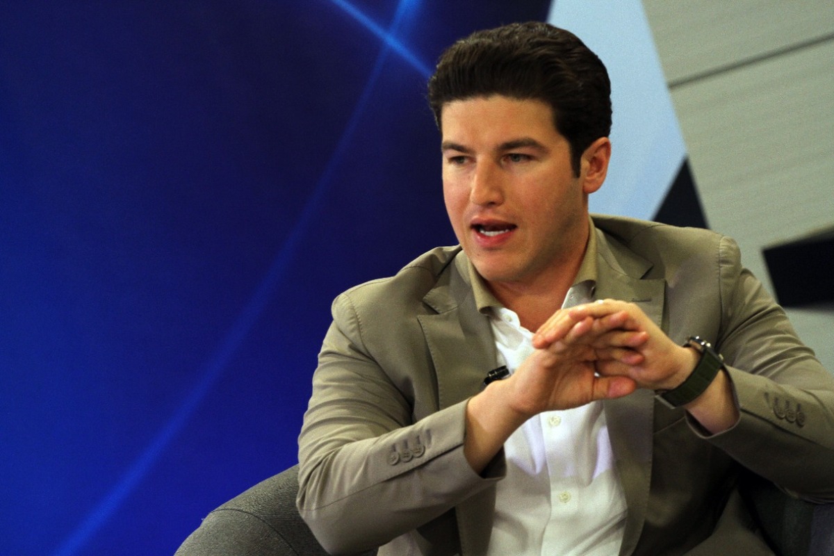 Samuel García ahora va tras secretario de Desarrollo de ‘El Bronco’