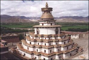 [Image: Gyantse-stupa.jpg]