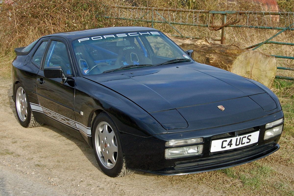 944 S2 March 2013 3