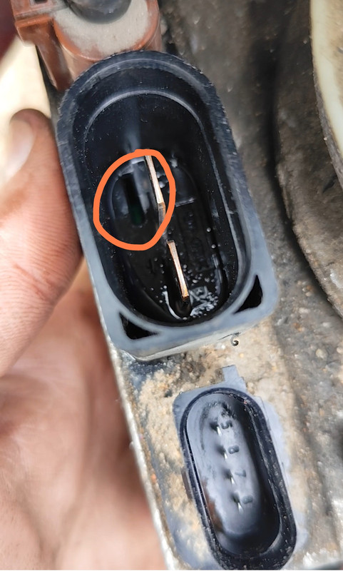 Screenshot_2024-10-28-10-56-07-879_com.miui.videoplayer-edit