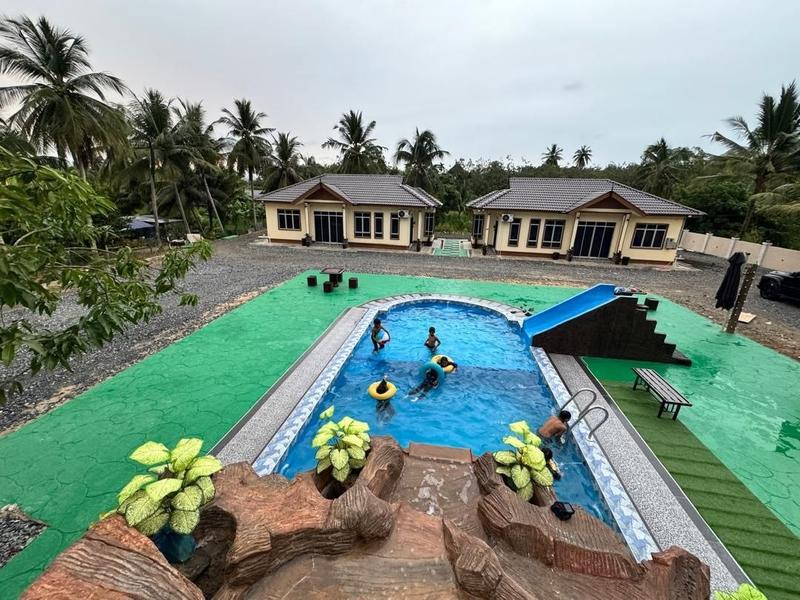 Ruang Luar Homestay