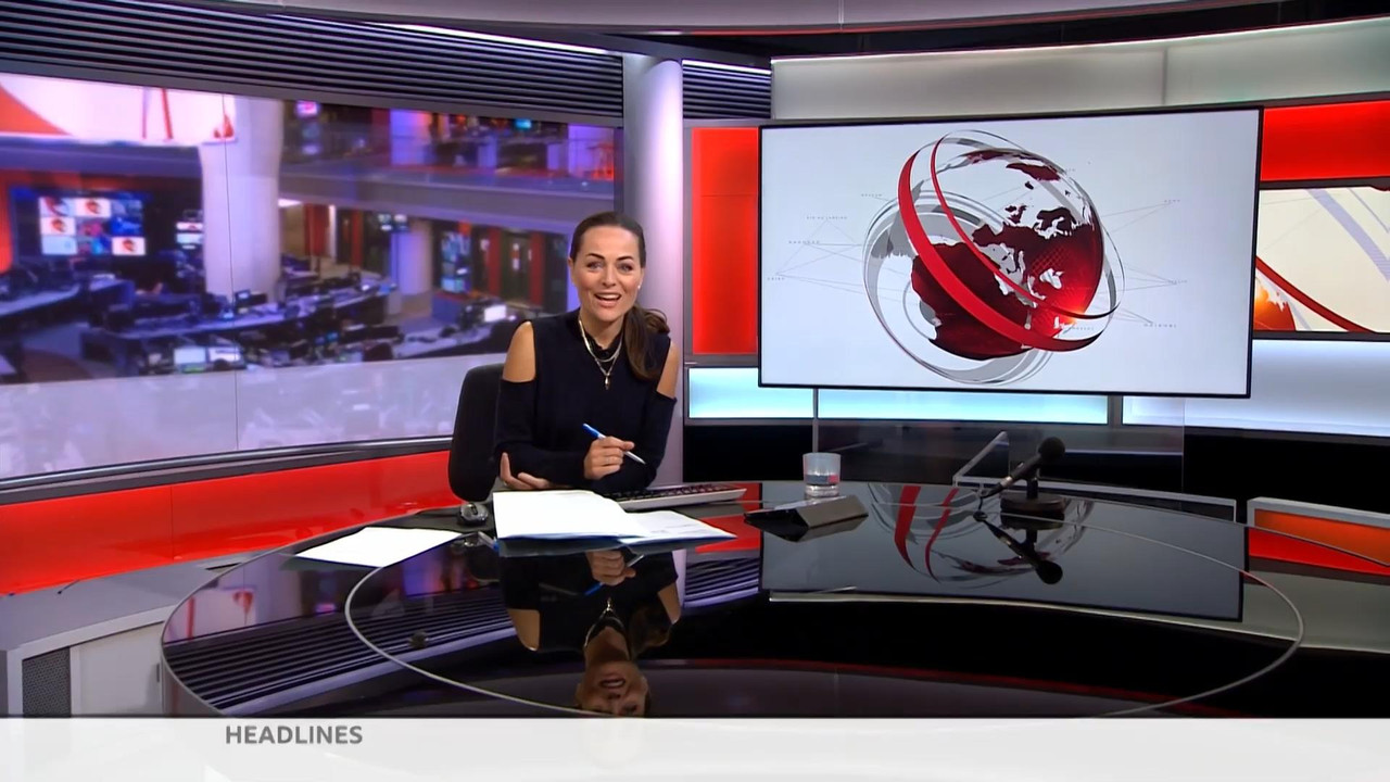 10.15 - 06.00.00 - BBC World News. News. Reporting on the day's inter....ts_snapshot_15.37_[2021.10.
