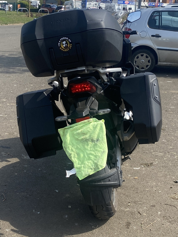 EE5718F8-0E49-40EE-989F-CDFCAC14E832