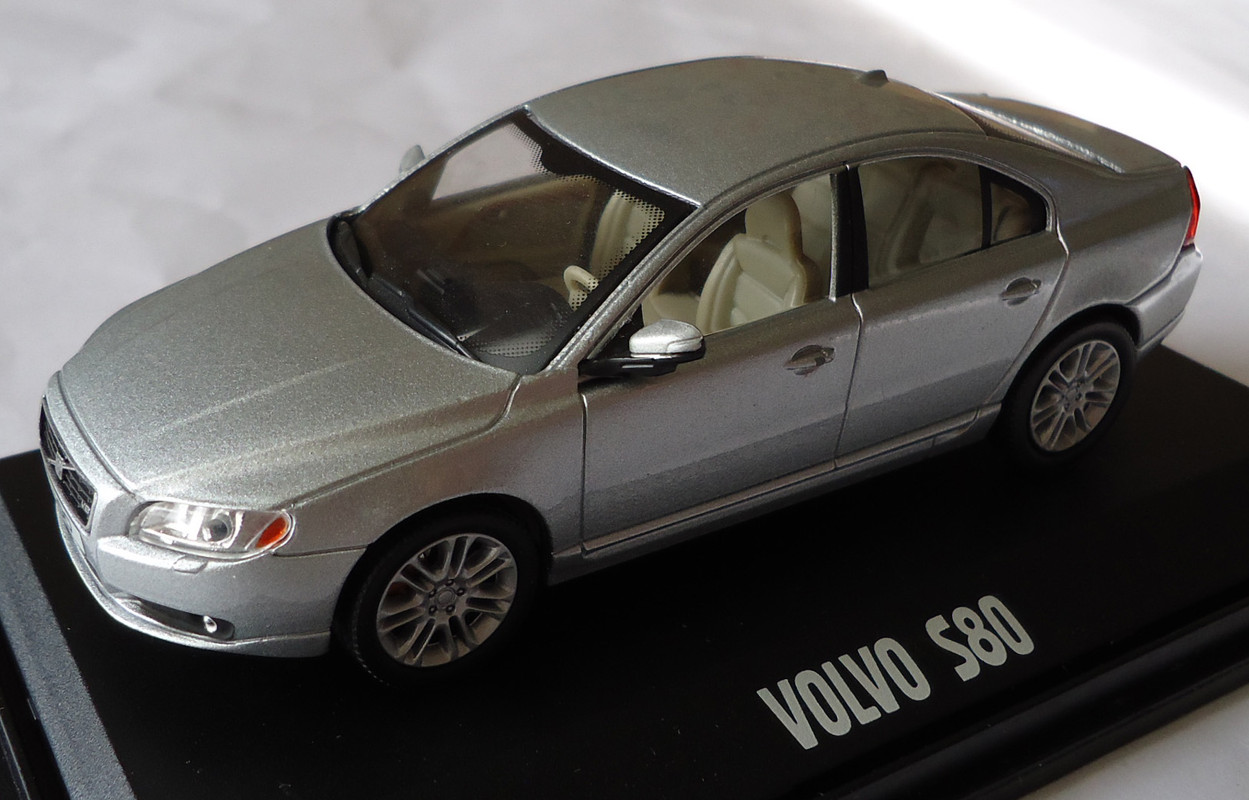 Volvo-S80