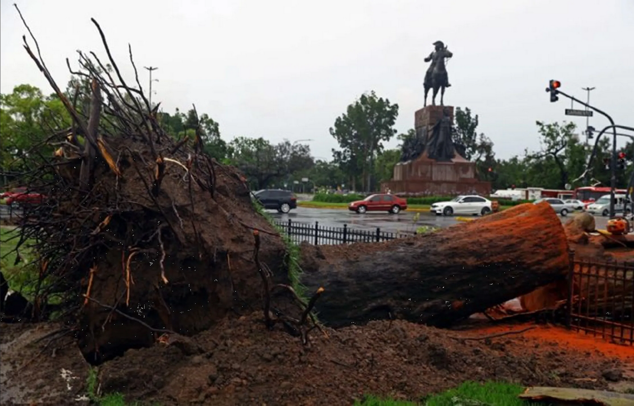 Tormenta provoca tragedia en Argentina y estas fotos prueban su daño brutal