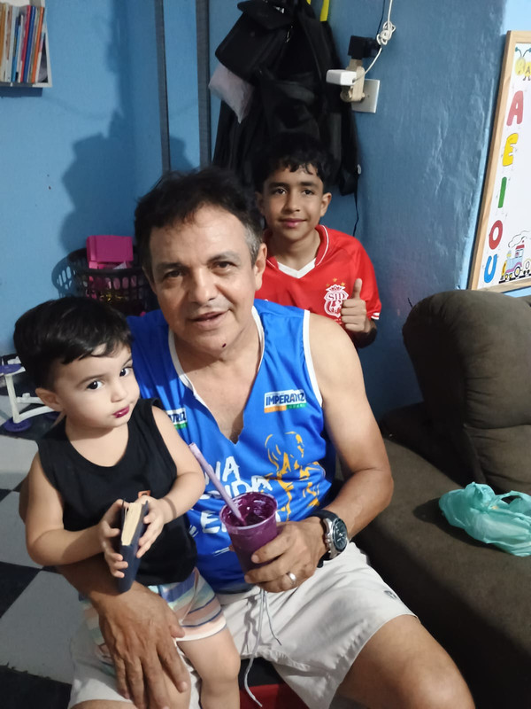 Vó e netos