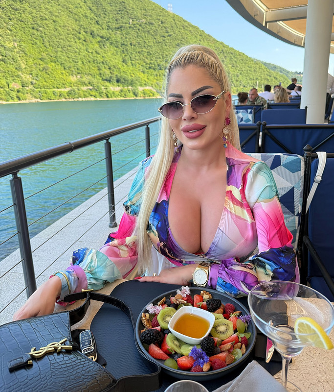 صور تيانا ماركوفيتش 2025 | جسم تيانا ماركوفيتش مولع نار!  Mrs-markovic-1756559750983