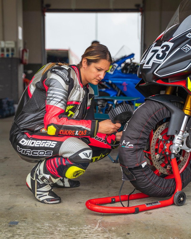 F9E6E67F-E7E7-4CB8-9927-6550716C6258