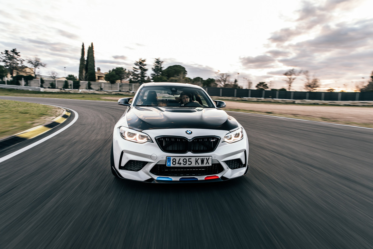 P90386209_highRes_bmw-m2-competition-w