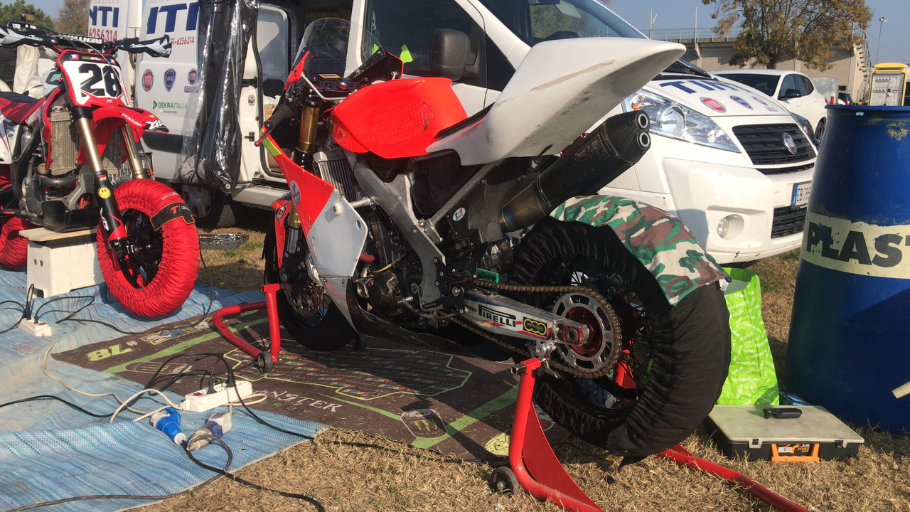 01A34242-74EF-432A-B7A2-7DB8D1759854