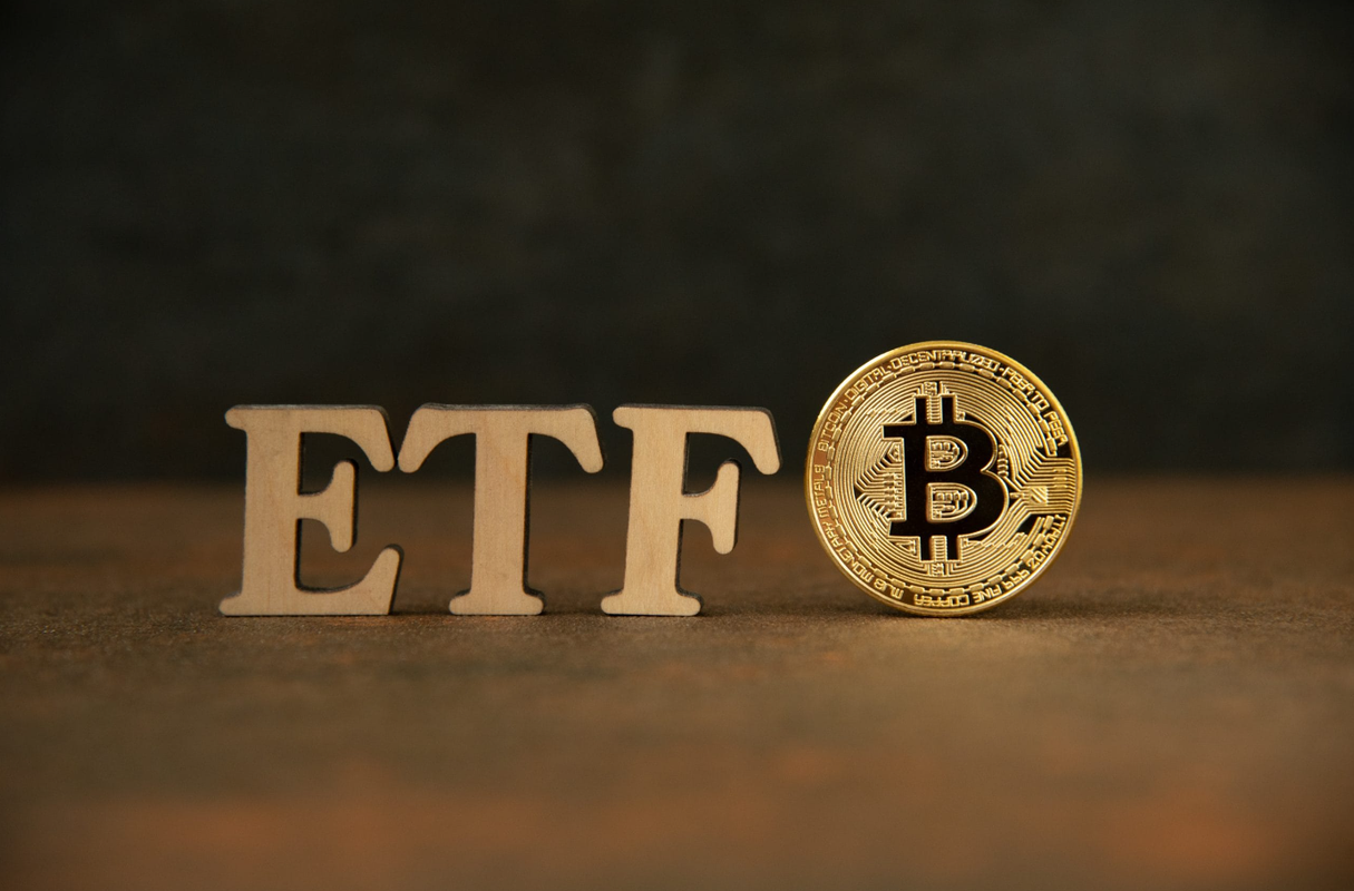 card image Обзор Bitcoin ETF