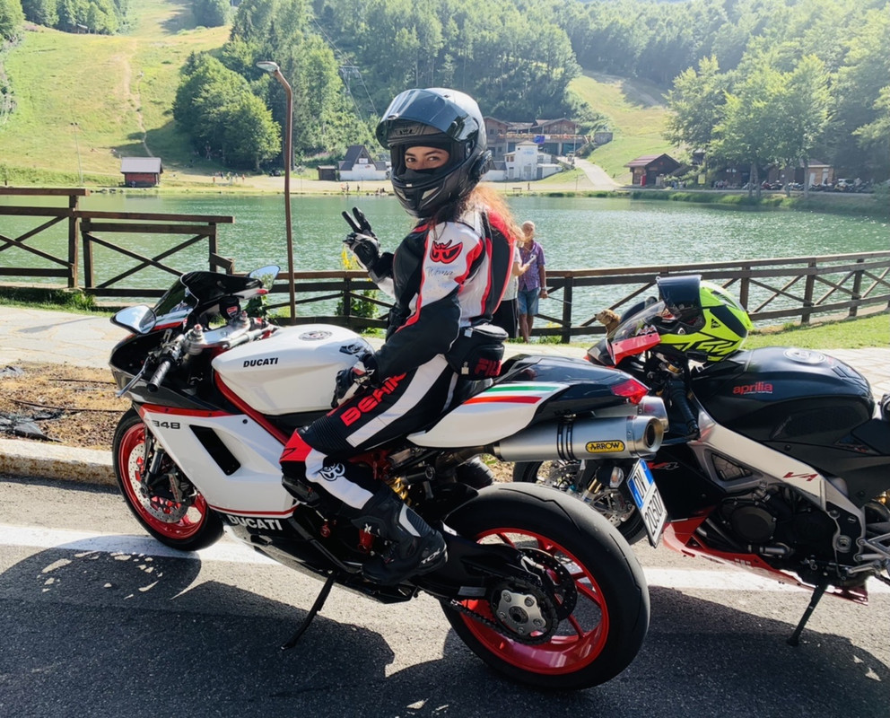 8F84E52E-73EE-4C88-82C7-F1380D319991