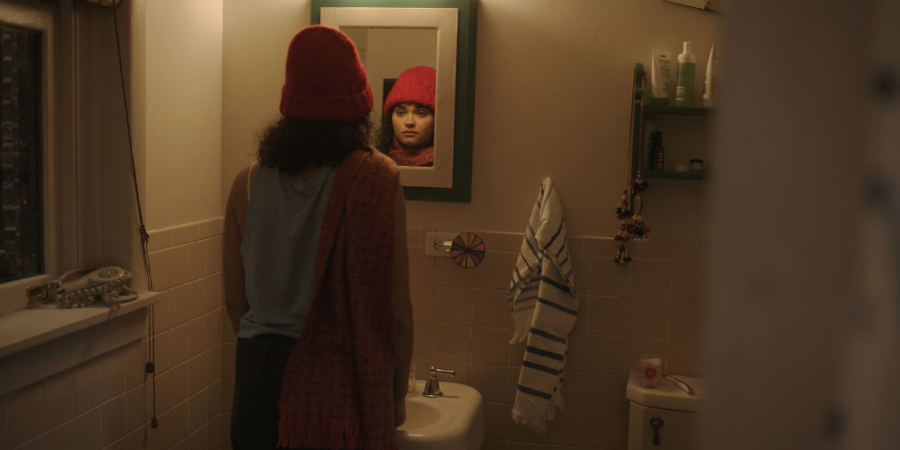 Little Voice (2020) S01E07 Ghost Light (4Kto1080p ATVP Webrip x265 10bit EAC3 5.1 - HxD) [TAoE].mkv_