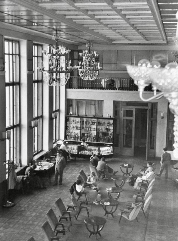 Жак Кусто с семьёй, 1944 г.