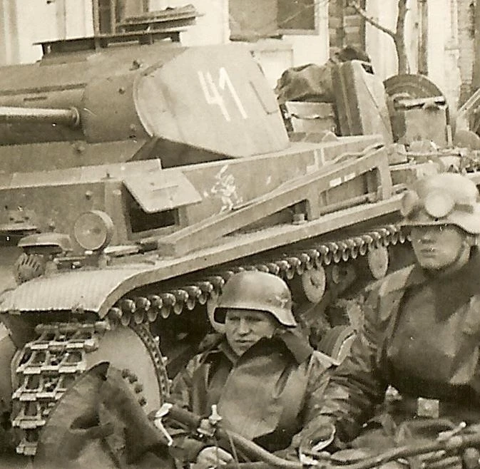 BEST Luftwaffe Motorcycle by 11 Panzer Division Panzer Tanks on Street (2)