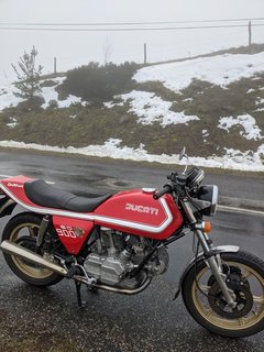 A9DE953E-2DE6-4D59-B597-3C0F48DF2A7E