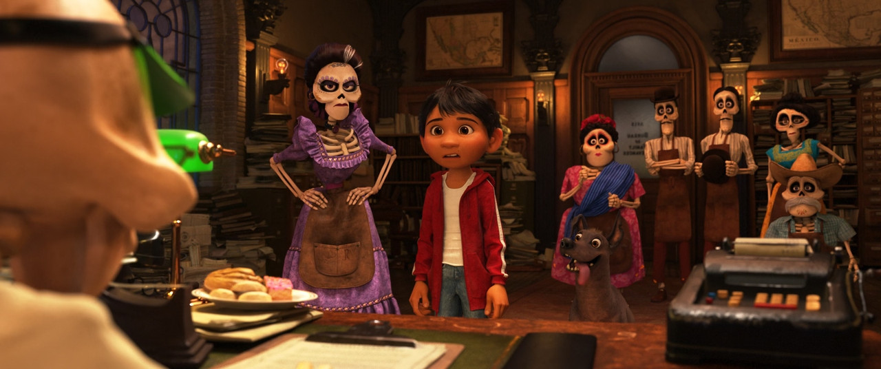 Coco (2017).mkv_snapshot_00.29.48_[2018.02.15_05.08.59]