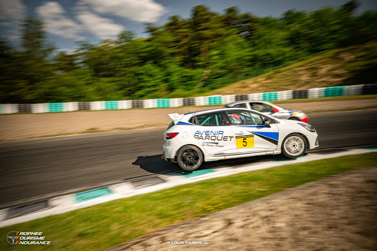 0116C7F5-202A-46E6-8A7C-719EE22AD0A3