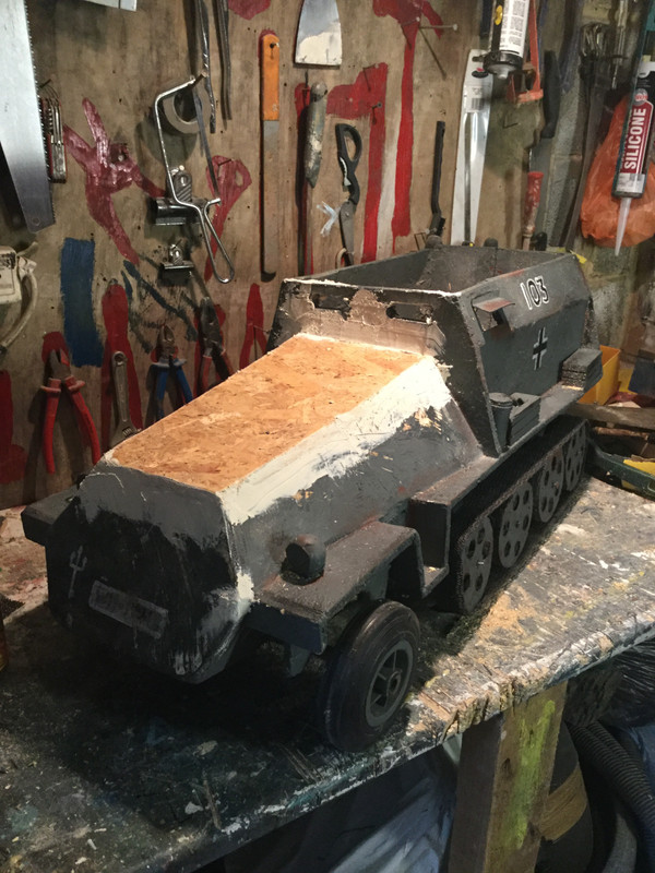 German half track  F033-F1-D5-668-A-4209-8187-4-C75065-E9-E80