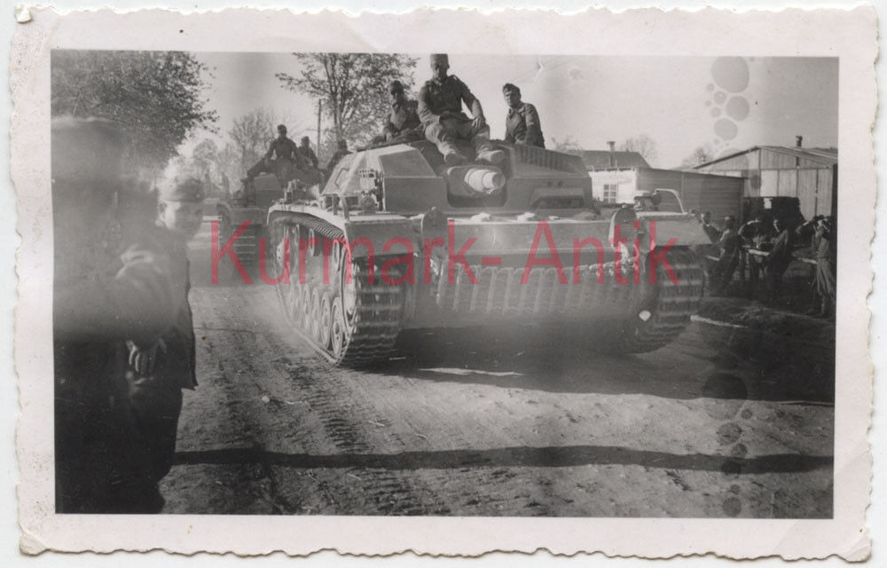 Foto Wehrmacht Russland Front Panzer Stug Sturmgeschütz Vormarsc