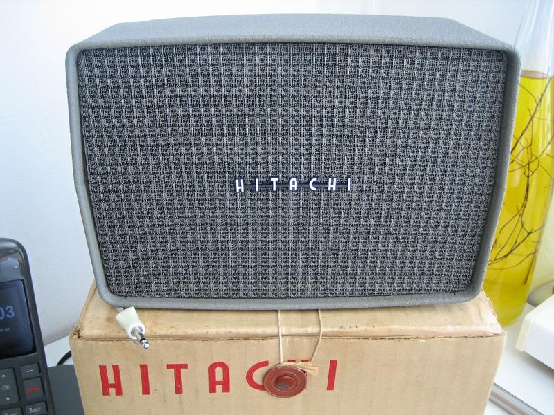 [Bild: HITACHI-Loudspeaker-ES-60-004.jpg]