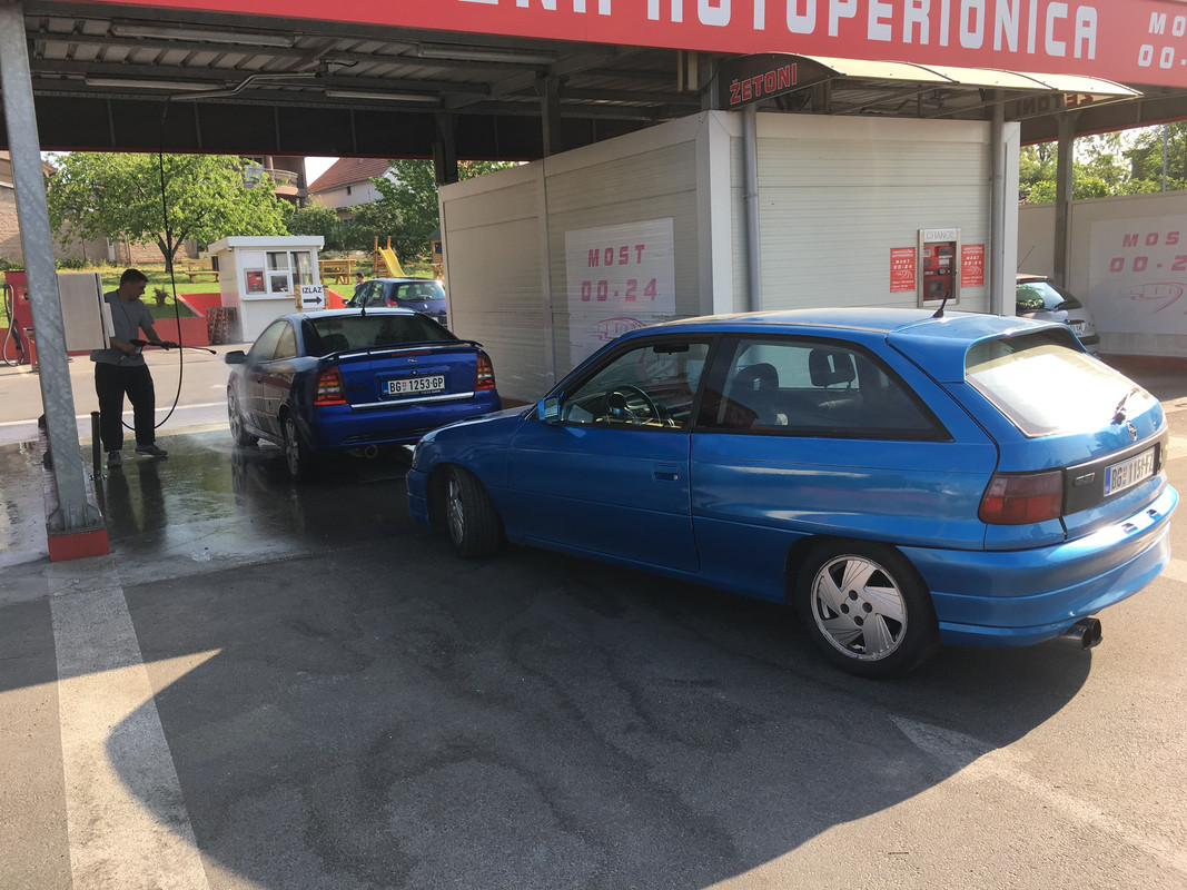 E3824622-F857-4CB0-9702-CDC6DA40BFF6