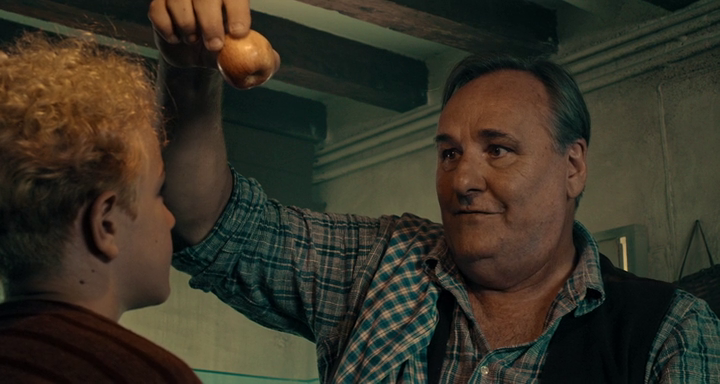 vlcsnap-2025-04-17-22h43m07s335