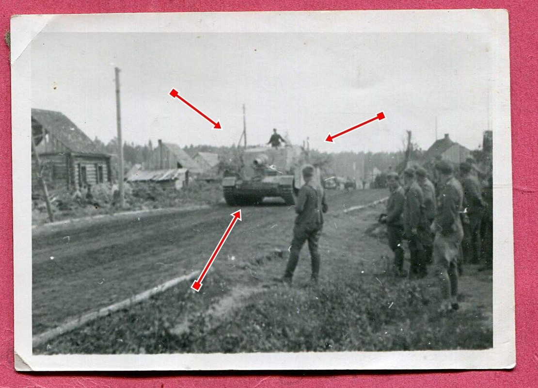 Orig. Foto Panzer Sturmpanzer IV Brummbär mit Se