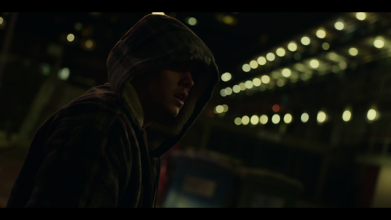 Gangs of London (2020) S01E01 Episode 1 (1080p BDRip x265 10bit DTS-HD MA 5.1 - DNU) [TAoE].mkv[scre