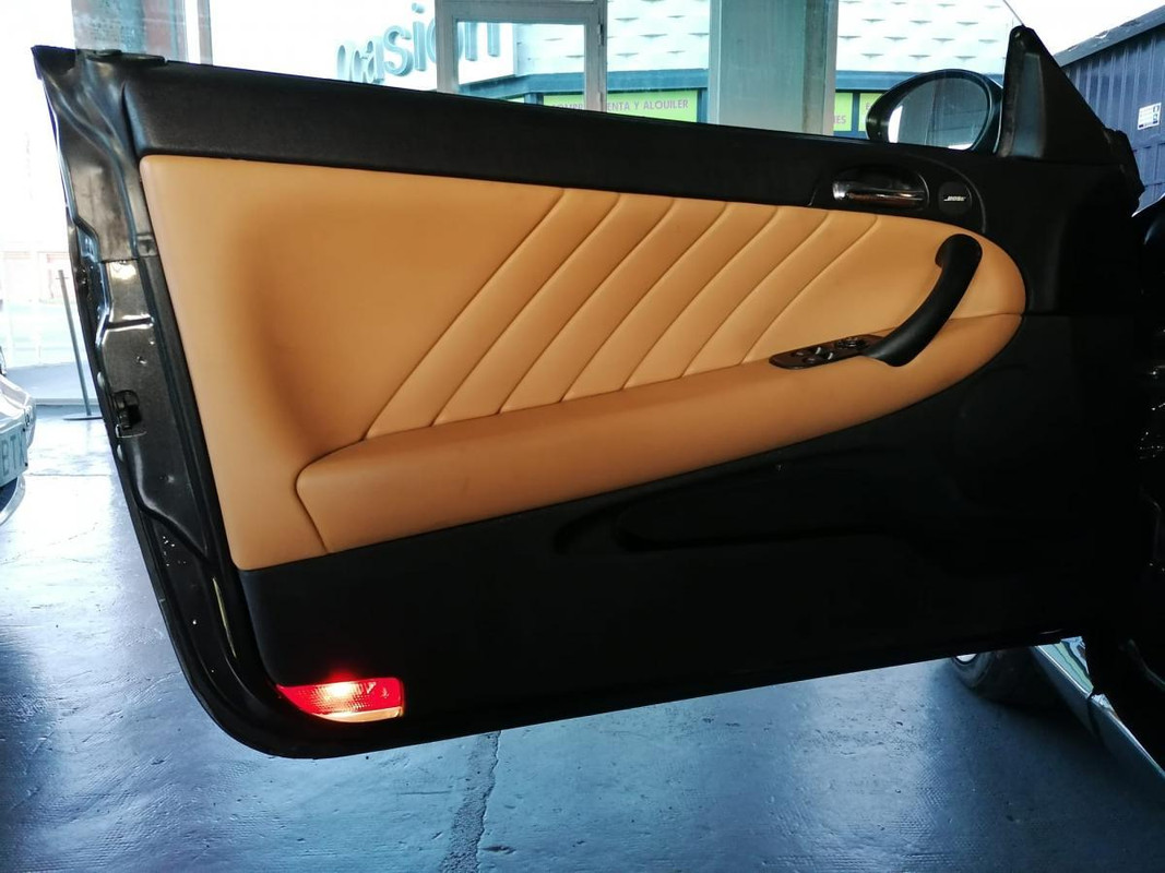 Alfa_Romeo_GT__-_2005_(12)