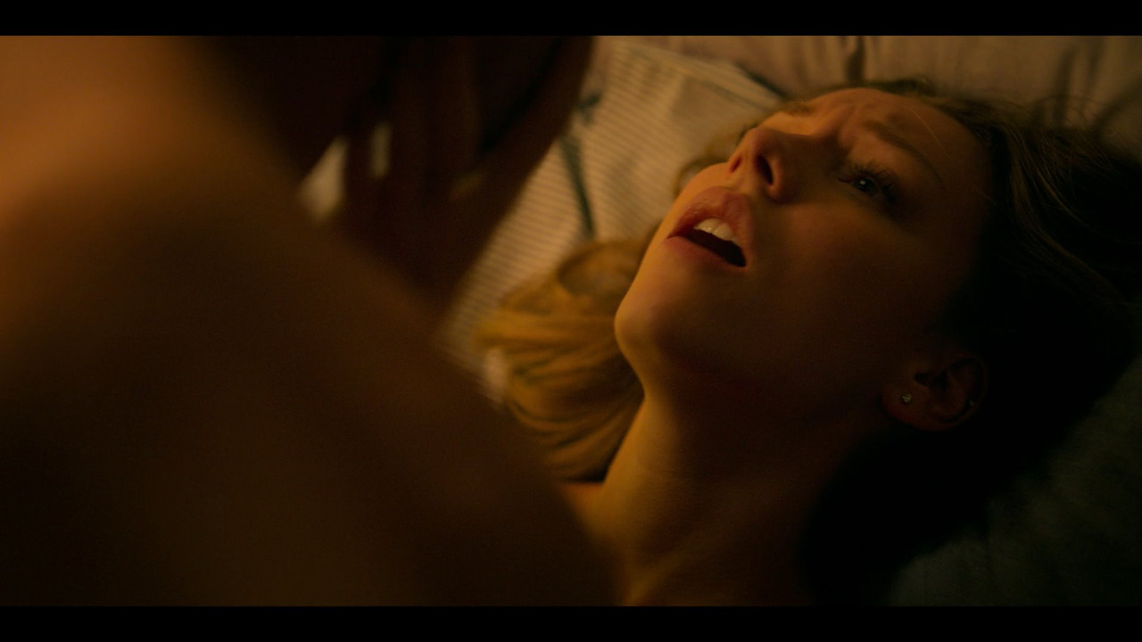 Elite.Short.Stories.Carla.Samuel.S01.1080p.NF.mkv_snapshot_06.28_[2021.08.31_13.21.29]