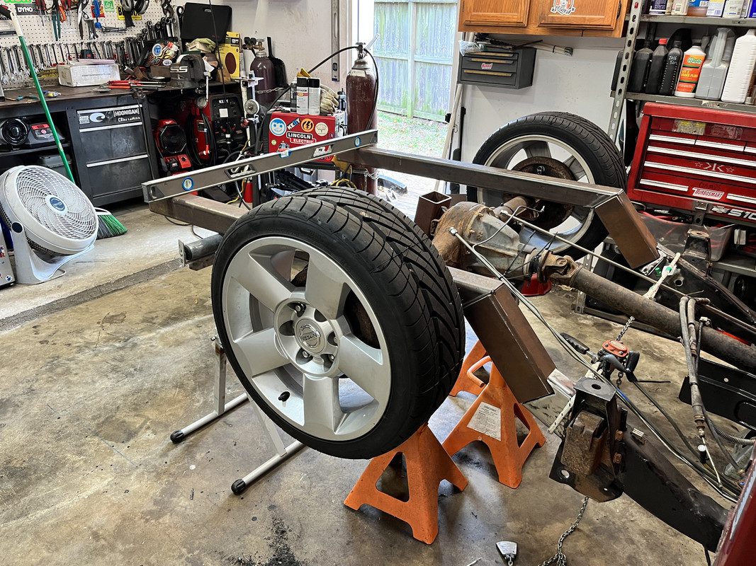 82D9B573-46B6-4023-AFCD-401A6DF98B44