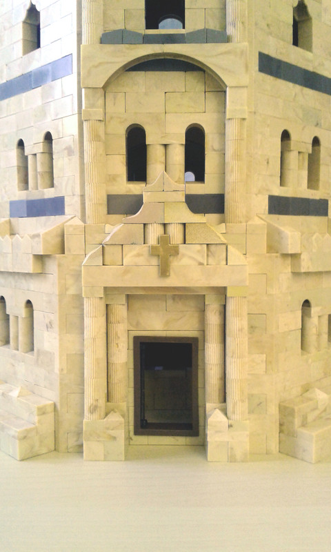 02-Portico