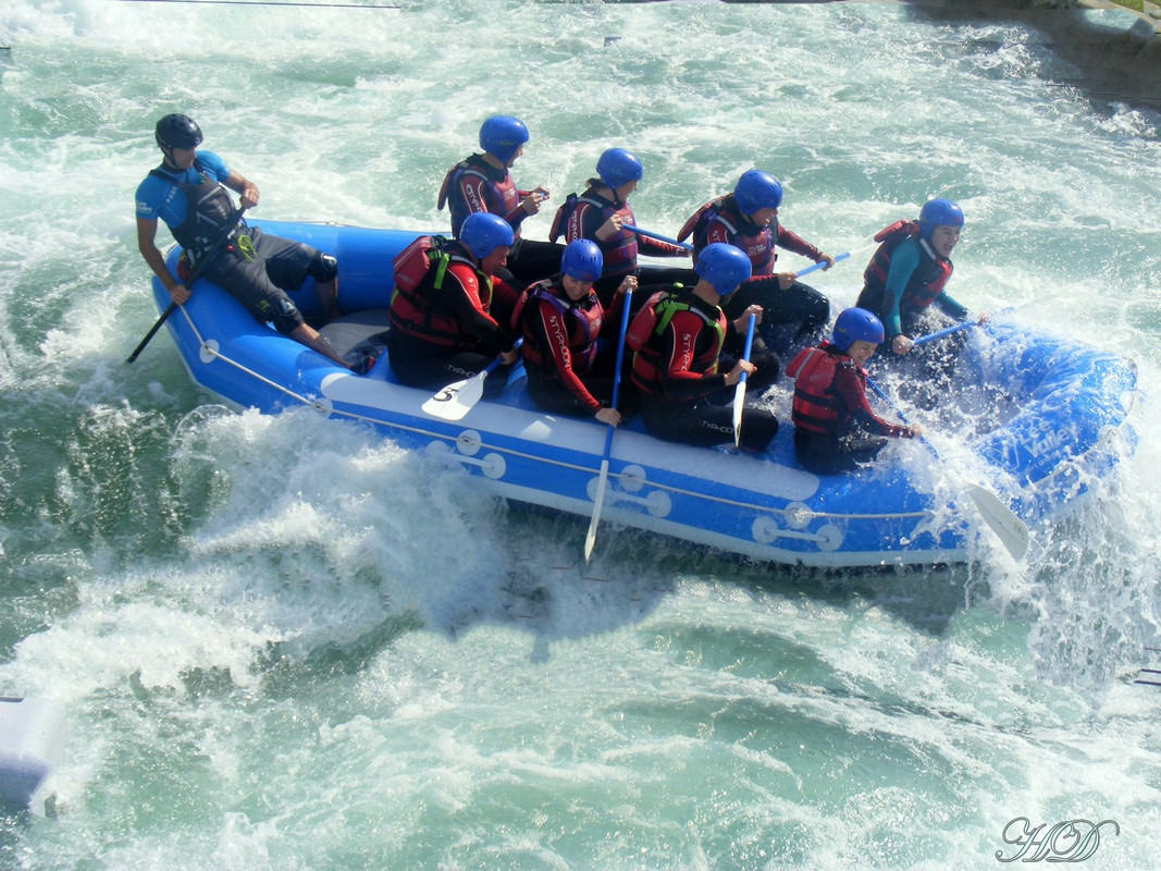 white-water-rafting-HD.jpg