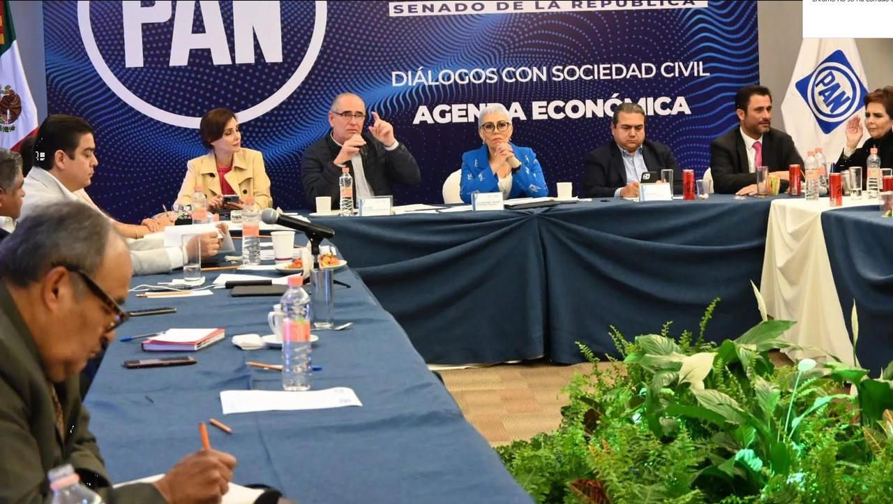 PAN amaga con rechazar cláusula de 