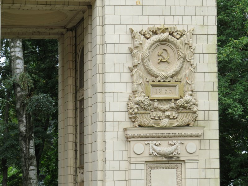 https://i.postimg.cc/YqfQnBRK/064-IMG-1011.jpg