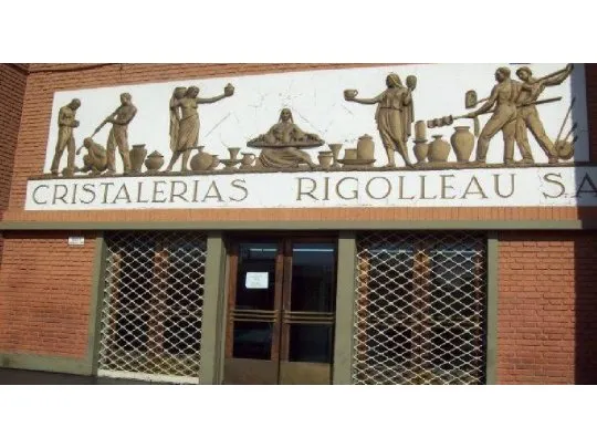 Rigolleau, la principal fábrica de vidrio del país, redujo su producción local y empezó a importar desde China