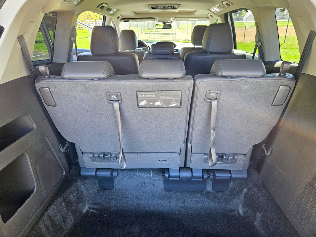 Vehicle thumbnail 13