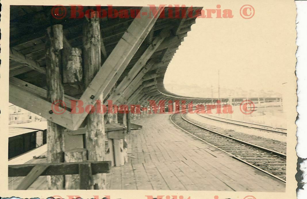 Foto Polen Polizei Przemyśl Güterbahnhof Bahnhof railway station Eisenbahn4