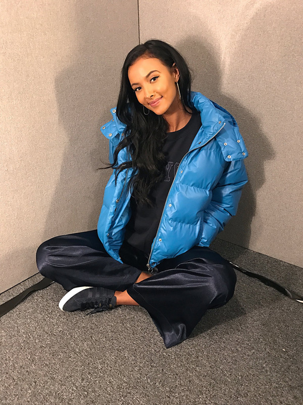 [Image: DQ3b-uj-Xc-AUmn-UK.jpg]