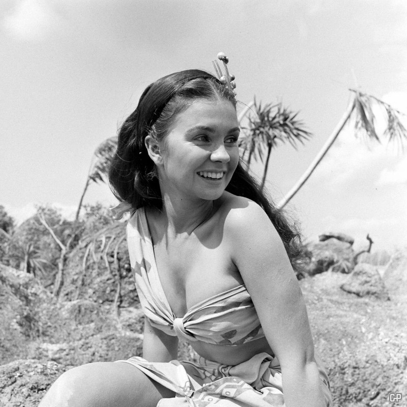 jean_simmons_mb90