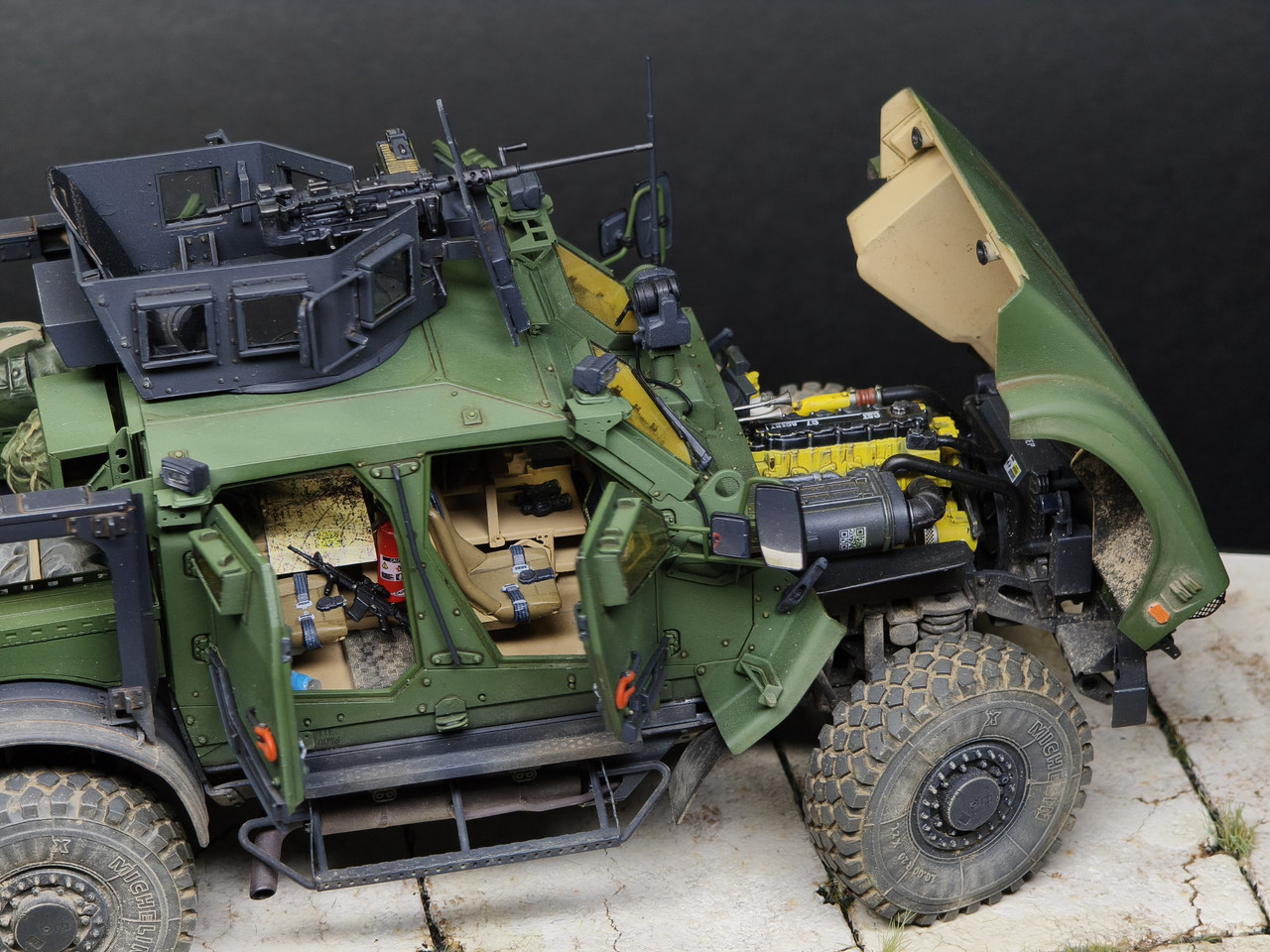 g28.jpg