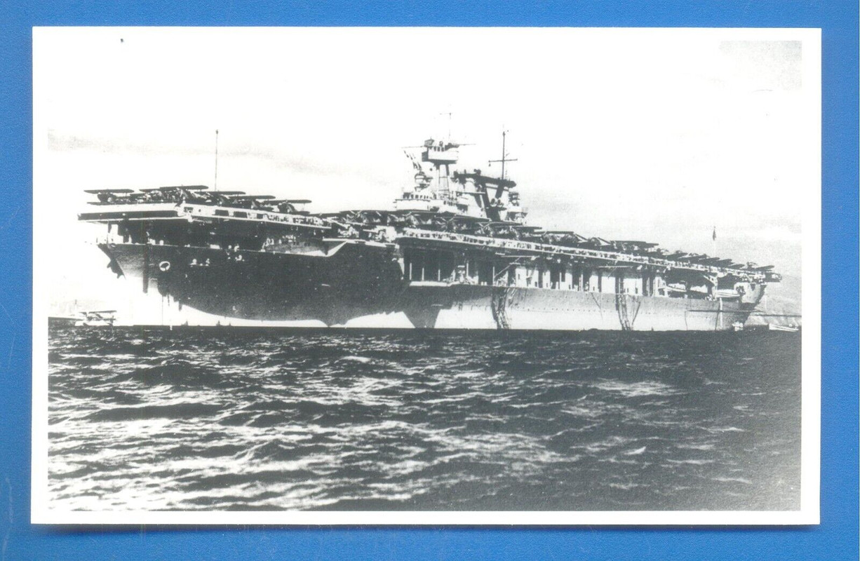 U.S.S.YORKTOWN.UNITED STATES NAVY AIRCRAFT CARRIER.PHOTOGRAPH 9 x 14cms