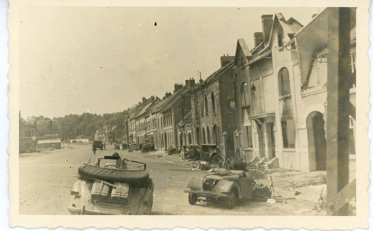 Frankreich Cassel Peugeot Kämpfe PKW Auto Wagen 