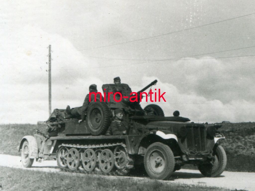 Wehrmacht, Sdkfz. 6-2 mit 3,7cm Flak 36, Annhäng