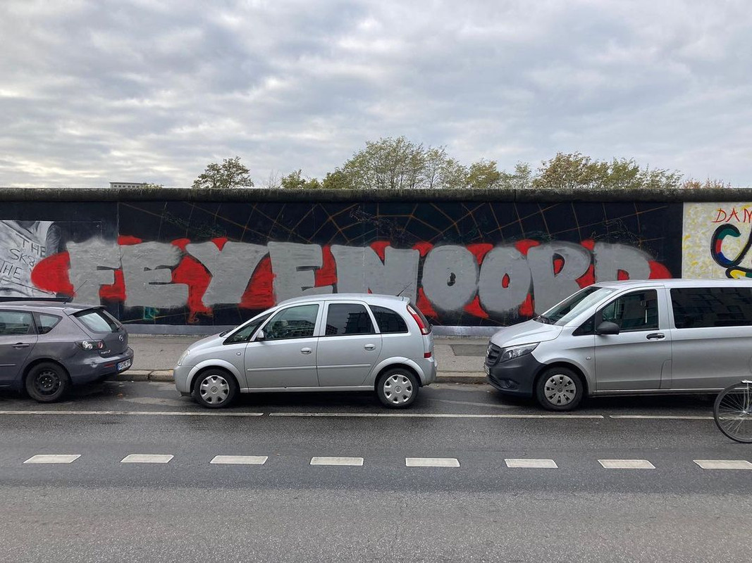 9529E21C-64C7-4D2F-AA87-F680479CC2DC