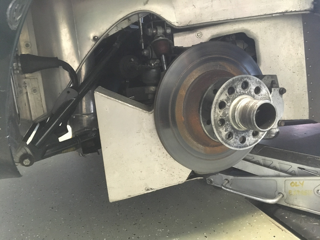 E751B310-98FB-4FA0-9677-86F070059472